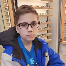 Does anyone know where Billy Litchfield lives? He is about 55 or 56 and has  an older and a younger sister. Thanks