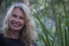 Kim Mcconkey's Instagram, Twitter & Facebook