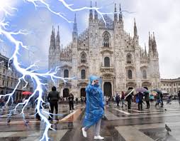 Un forte nubifragio si è abbattuto nel pomeriggio sulla. Meteo Milano Imminenti Piogge E Temporali La Situazione Ed Evoluzione Oggi Ilmeteo It