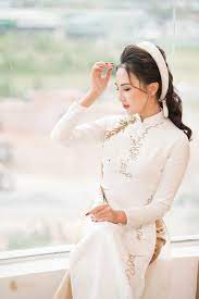 Vũ phương anh đăng quang hoa khôi học viện báo chí 2016. C3hjs1xbvjncym