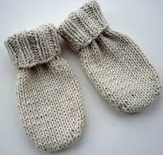 Quick and easy baby mittens! Gifts For Kids 26 Knitting Patterns For Christmas Baby Mittens Knitting Baby Mittens Knitting Pattern Baby Mittens Pattern