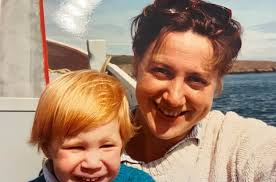 Americans volunteering to fight for Ukraine are showing up at the embassy