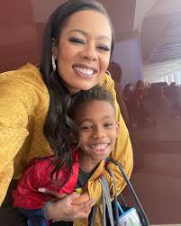 Son asks girlfriend to prom in a creative way