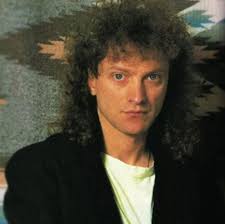 Jonah Carden's “Midnight Blue” unfolds like a cinematic dusk: smoky  Americana framed by urgent acoustic strums and a voice that's equal parts  grit and vulnerability. It's the kind of song you play