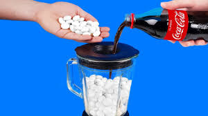Experiment Blender Vs Coca Cola And Mentos Youtube