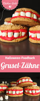 Diese Gruseligen Gebisse Sind Zu Halloween Der Perfekte Foodhack Fingerfood Halloween Fingerfood Essen Und Trinken