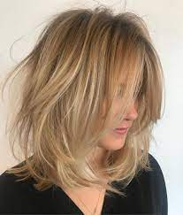 60 Fun And Flattering Medium Hairstyles For Women Hair Styles Medium Hair Styles Thin Hair Haircuts