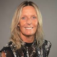 20+ "Jacqui" profiles