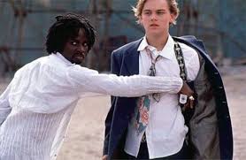 The montagues and capulets are two feuding families, whose children meet and fall in love. Guns And Violence In Baz Luhrmann S Romeo Juliet Reelrundown