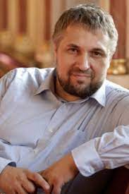Sallai róbert benedek neki ment hadházy ákosnak a párt etikai ülésén. Sallai Robert Benedek
