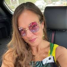 Shelly Fox (@EchelonWI)