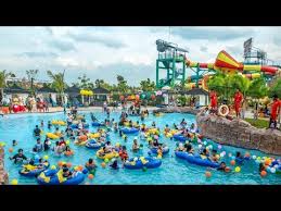 Berenang Di Kolam Ombak Waterboom Atlantis Water Adventures Youtube
