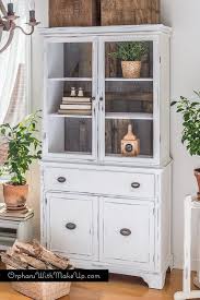 China Cabinet Makeover From Traditional To Farmhouse Farmhouse China Cabinet Cabinet Makeover Painted China Cabinets