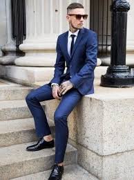 Men S Navy Suit White Dress Shirt Black Leather Derby Shoes Navy Tie Con Imagenes Traje Azul Hombre Traje Azul Marino Traje Azul