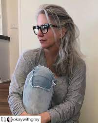 Grey Is Beautiful France Going Grey Instagram Photos And Videos Grey Hair And Glasses Grey Hair Styles For Women Grey Hair Inspiration