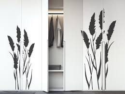 Um einem alten schrank zu neuem glanz zu verhelfen, muss nicht immer geschliffen und lackiert werden. Wandtattoo Auf Schrank Schranke Gestalten Wandtattoos De