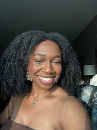 Hi everyone, i'm looking for a single room under the ARP program, I do Thai  boxing, I go to the GoldStone gym, I have no pets, no family, don't smoke,  don't drink,