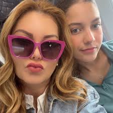 Instagram photo by Yizel Agnew 🎧 Locutora Comercial • Nov 6, 2024 at 1:26  PM