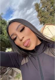 Veronica Vang's Instagram, Twitter & Facebook