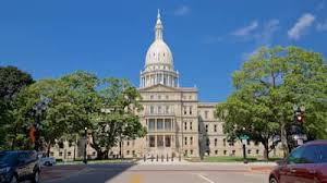 You could move to your dream home, carry paintings to a farmers after you reserve a moving van in lansing, you can begin tackling the rest of your moving checklist, like buying boxes, organizing rooms, and decluttering. Car Rental Lansing Mi From 19 Short To Long Term Lansing Car Rental Deals Expedia Com