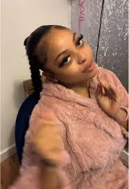 Melody Simms's Instagram, Twitter & Facebook