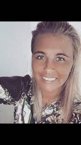 Leah Hinchliffe's Instagram, Twitter & Facebook