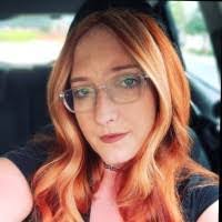 Emily Rauch's Instagram, Twitter & Facebook