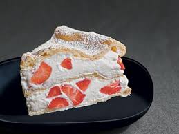 Tarte En Pate A Choux Fourree Aux Fraises Recette Recette Recette Tarte Gateaux Et Desserts