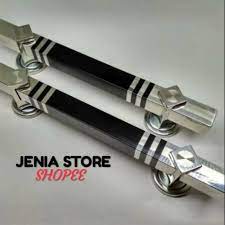 Model daun pintu double mewah kayu jati tpk model daun pintu double mewah kayu jati tpk merupakan produk mebel daun pintu mewah dari furnitire perabot jati jepara dengan spesifikasi kusen pintu double sebagai berikut kusen pintu minimalis kupu tarung rumah modern terbaru 2021. Handle Pintu Rumah Minimalis Tarikan Pintu Rumah Shopee Indonesia