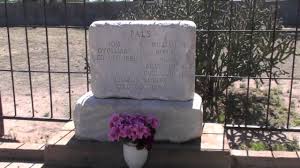 Billy the kid, madison, wi. Billy The Kid S Grave In Fort Sumner New Mexico Youtube