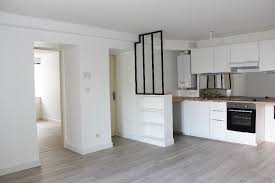 Renovation D Un Appartement 2 Pieces Avec Verriere Appartement Cuisines Deco Cuisine Ouverte Verriere