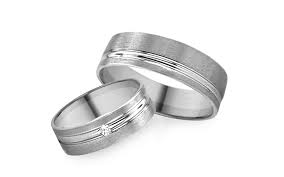 Svadobné obrúčky počet produktov v kategórii: Svadobne Obrucky Biele Zlato Sirka 5 Mm Ryob054 Chemik Sk