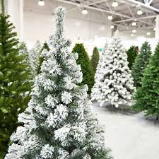 You are sure to find one that will bring in the christmas cheer. 12 Artificial Christmas Trees Worth Your Money The Family Handyman