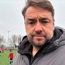 Second game in charge of my daughter's U-11s football team and we succumbed  to a narrow 8-0 defeat! Small improvements tho, it was 26-0 in week 1 so  we'll take it! ⚽️