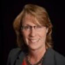 Tammy Farrar's Instagram, Twitter & Facebook