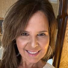 Paula Witt's Instagram, Twitter & Facebook