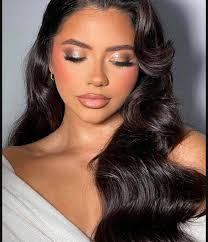 I'm a photographer and I'm looking for a local make up artist that might  want to collab with us