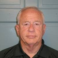 Tom Labuda's Instagram, Twitter & Facebook