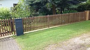 Schlichter Staketenzaun Outdoor Decor Home Decor Outdoor