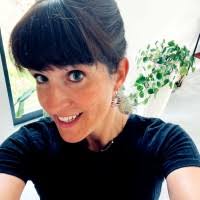 Eva Maes Email & Phone Number