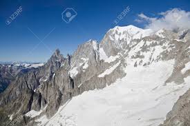 Very spectacular, particularly when coming out in aosta on the italian side. Italienischen Seite Des Mont Blanc Sommerlandschaft Mont Blanc Ist Der Hochste Gipfel Der Westlichen Alpen Lizenzfreie Fotos Bilder Und Stock Fotografie Image 66354799