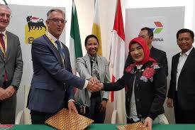 Selain itu, pertamina juga menugaskan 2 tim internal pertamina untuk melakukan pendataan kerusakan fasilitas umum dan fasilitas sosial agar fasilitas tersebut dapat digunakan kembali saat. Eni And Pertamina Link On Renewables Chemanager