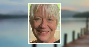 Denise Holbrook's Instagram, Twitter & Facebook