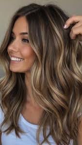 Shannon Kloos's Instagram, Twitter & Facebook