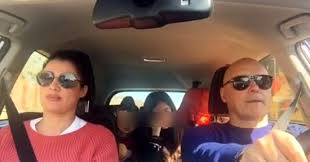 Disse una sola battuta nello spot di un tè. Luisa Ranieri E Zingaretti Ballano Rolls Royce Con Le Figlie Il Video Conquista La Rete