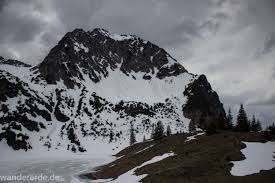 Dann schau dir unsere sammlung von touren in dieser wunderschönen region in appenzell innerrhoden an. Wanderung Unterer Gaisalpsee Von Fischen Uber Oberstdorf