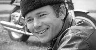 Michael parks was an american singer and actor. Michael Parks Star Of Then Came Bronson Dies At 77