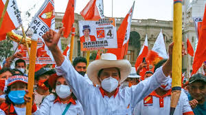Lo más triste (y preocupante) de las #elecciones2021peru es que alguno de estos cuestionables personajes será presidente si o si. Gjyjvddpsrkj2m