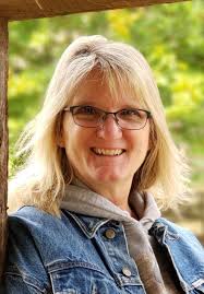 Stacey Strohmeyer's Instagram, Twitter & Facebook