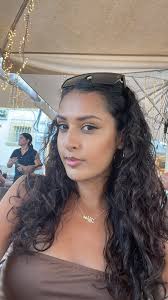 I'm looking for a house near London, preferably 1b1b. Accept suburbs like  Croydon with a budget of around 1,000pm. We are a couple ➕ a rabbit🐰